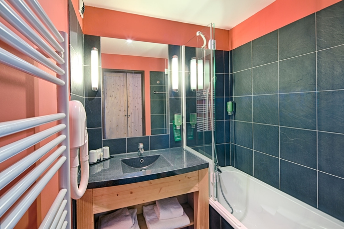 Imagen de la habitación del Hotel LES BRUYERES. Foto 12