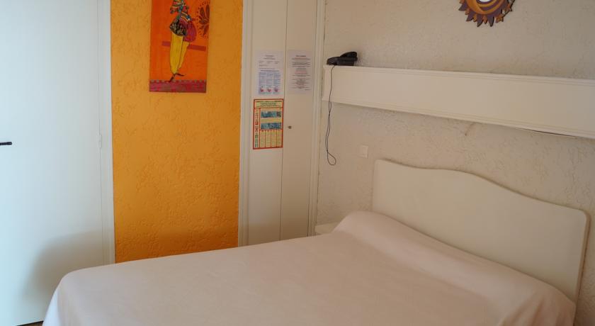 Imagen general del Hotel LES MIMOSAS, Arcachon. Foto 4