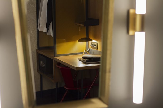 Imagen de la habitación del Hotel LETOH LETOH Bilbao. Foto 8