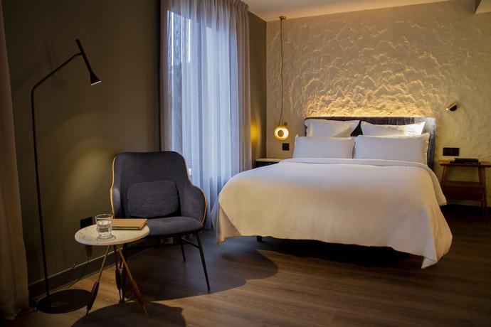 Imagen de la habitación del Hotel LETOH LETOH Bilbao. Foto 17