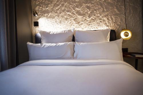 Imagen de la habitación del Hotel LETOH LETOH Sevilla. Foto 10