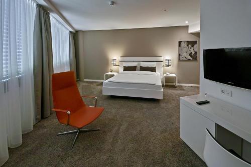 Imagen de la habitación del Hotel L&Eacute;G&Egrave;RE HOTEL Wiesbaden-Taunusstein, Neuhof. Foto 8