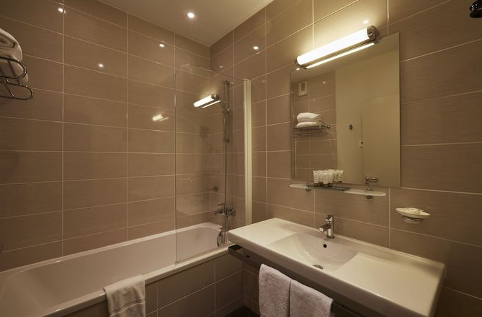 Imagen de la habitación del Hotel L\'Echapp&eacute;e - H&ocirc;tel Casino Dieppe. Foto 12