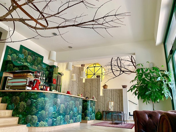 Imagen de los interiores del Hotel L\'Ennesima Osteria con Alloggio - Bike. Foto 19