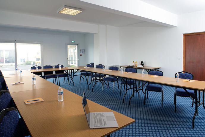 Imagen de los interiores del Hotel L\'Epi Hotel. Foto 15