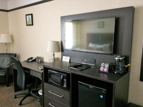 Imagen de la habitación del Hotel L\'Escale H&ocirc;tel Suites. Foto 6