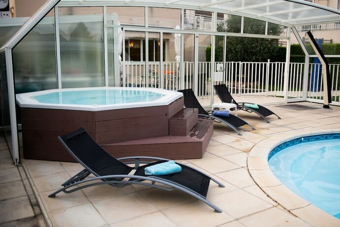 Imagen general del Hotel L\'Escapade. Foto 10