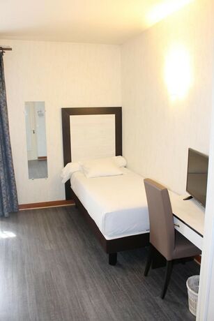 Imagen general del Hotel L\'Etang des Reynats. Foto 7