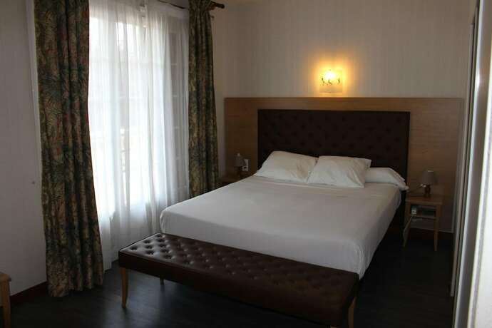 Imagen general del Hotel L\'Etang des Reynats. Foto 9