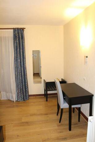 Imagen general del Hotel L\'Etang des Reynats. Foto 11