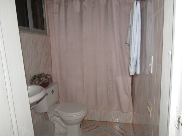 Imagen general del Hotel L\'Eternel est mon secours. Foto 3