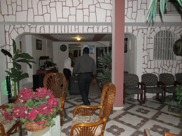 Imagen general del Hotel L\'Eternel est mon secours. Foto 14