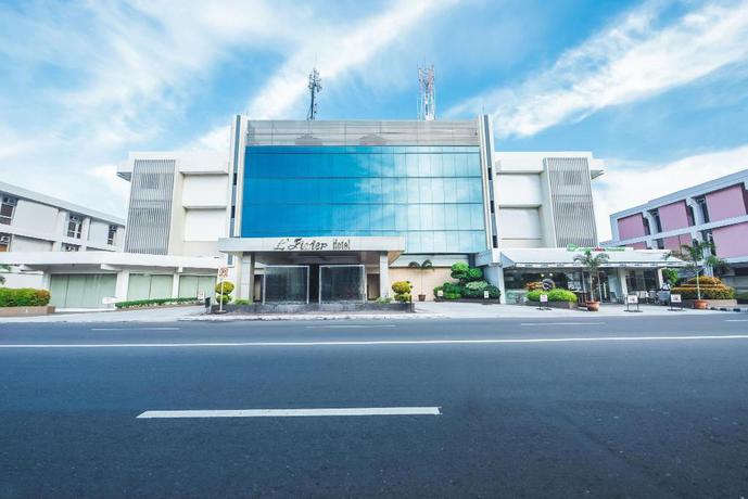 Imagen general del Hotel L'Fisher Hotel. Foto 3