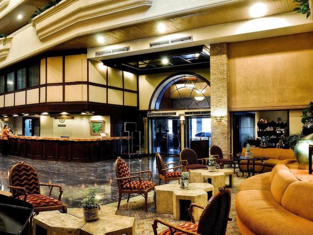 Imagen de los interiores del Hotel L'Fisher Hotel. Foto 6