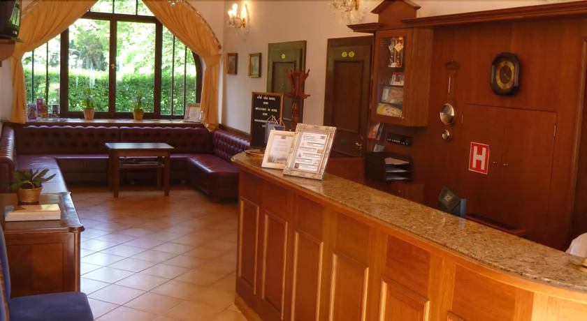Imagen de los interiores del Hotel LH Gold. Foto 18