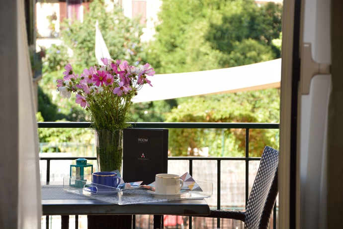 Imagen de la habitación del Hotel LH Hotel Lloyd Roma. Foto 4