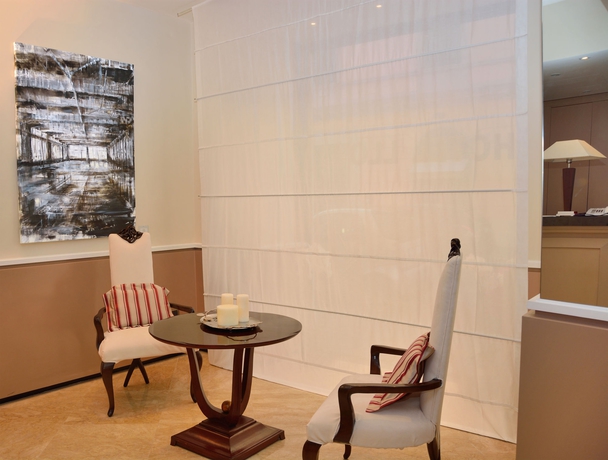 Imagen de los interiores del Hotel LH Hotel Lloyd Roma. Foto 11