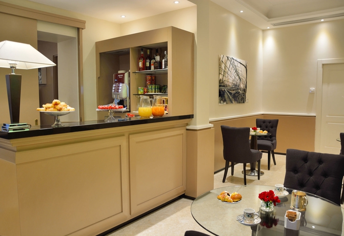 Imagen de los interiores del Hotel LH Hotel Lloyd Roma. Foto 13