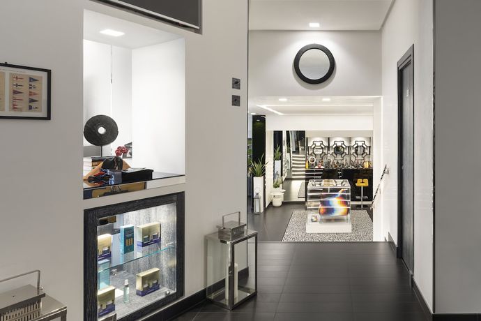 Imagen de los interiores del Hotel LHP Napoli Palace and spa. Foto 17