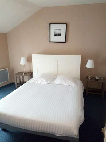 Imagen de la habitación del Hotel L\'Hostellerie De La Rivière. Foto 12