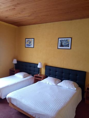 Imagen de la habitación del Hotel L\'Hostellerie De La Rivière. Foto 15