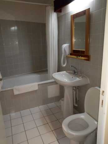 Imagen de la habitación del Hotel L\'Hostellerie De La Rivière. Foto 19