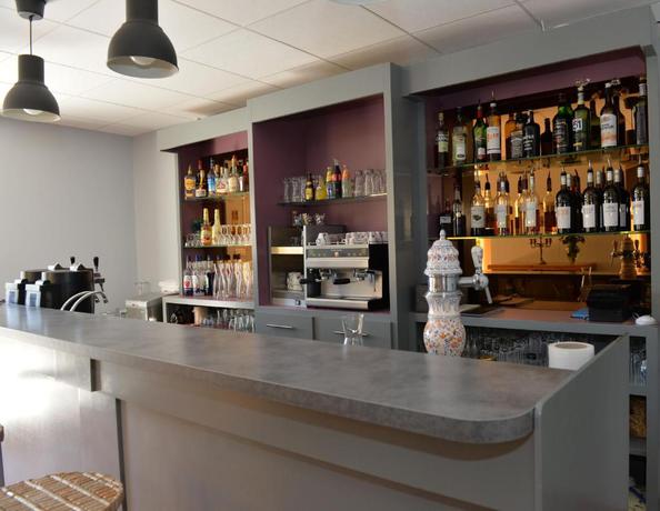 Imagen de los interiores del Hotel L'Hostellerie Du Luberon. Foto 6