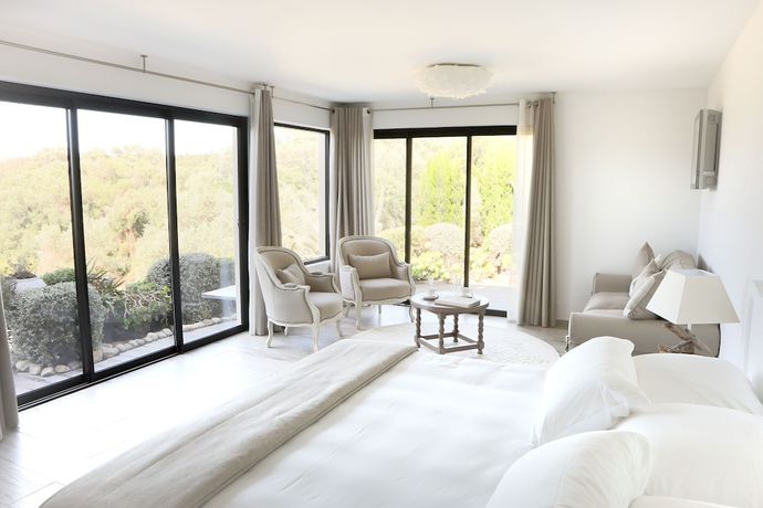 Imagen de la habitación del Hotel L\'Hostellerie Du Moulin Des Oliviers. Foto 16