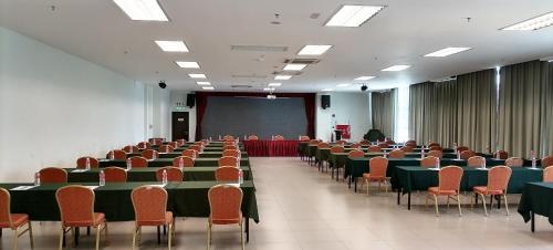 Imagen general del Hotel LI HUA HOTEL , BINTULU SENTRAL. Foto 14