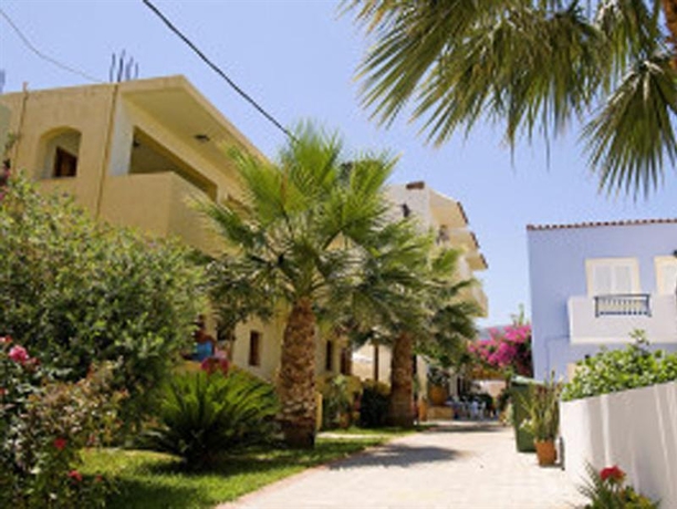 Imagen general del Hotel LIA SOFIA APARTMENTS. Foto 10