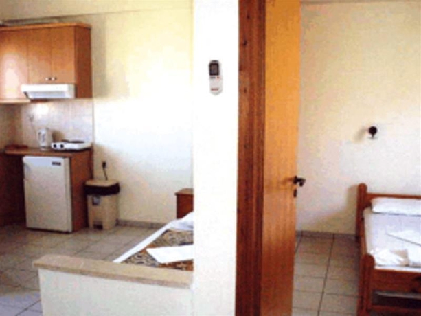 Imagen general del Hotel LIA SOFIA APARTMENTS. Foto 11