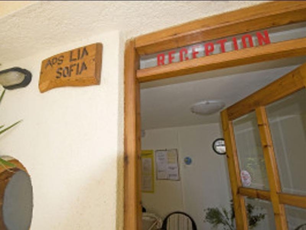 Imagen general del Hotel LIA SOFIA APARTMENTS. Foto 13