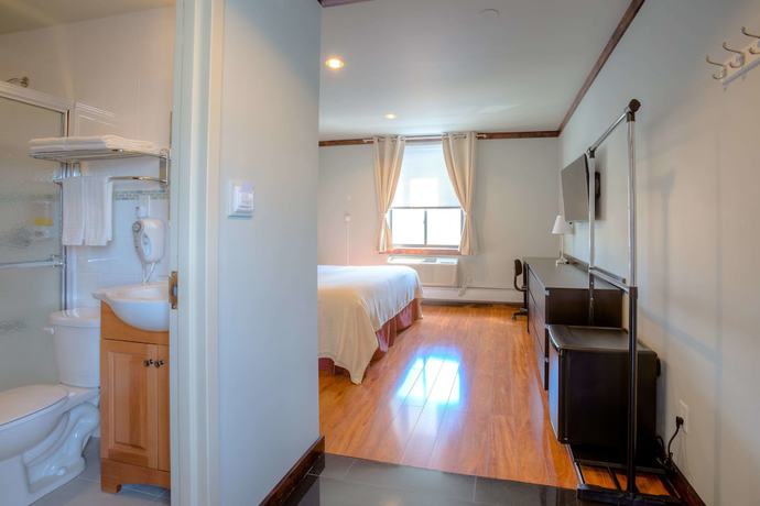 Imagen de la habitación del Hotel LIC. Foto 4