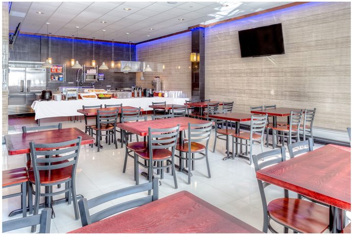 Imagen de los interiores del Hotel LIC. Foto 19