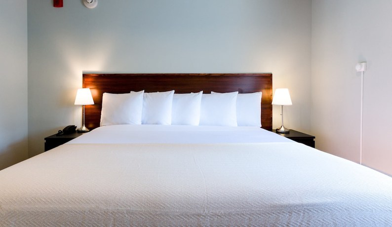 Imagen de la habitación del Hotel LIC. Foto 14