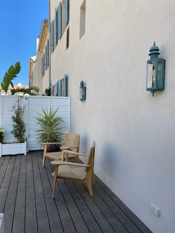 Imagen general del Hotel LILOU. Foto 34