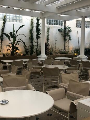 Imagen general del Hotel LILOU. Foto 52