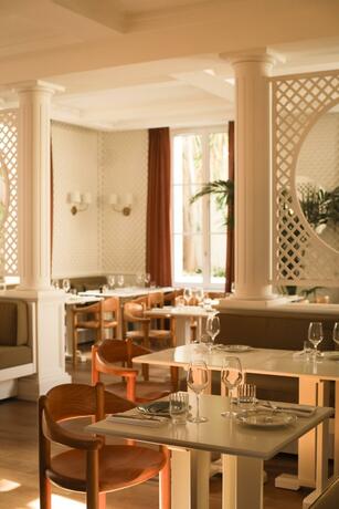 Imagen general del Hotel LILOU. Foto 65