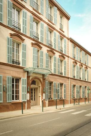 Imagen general del Hotel LILOU. Foto 66