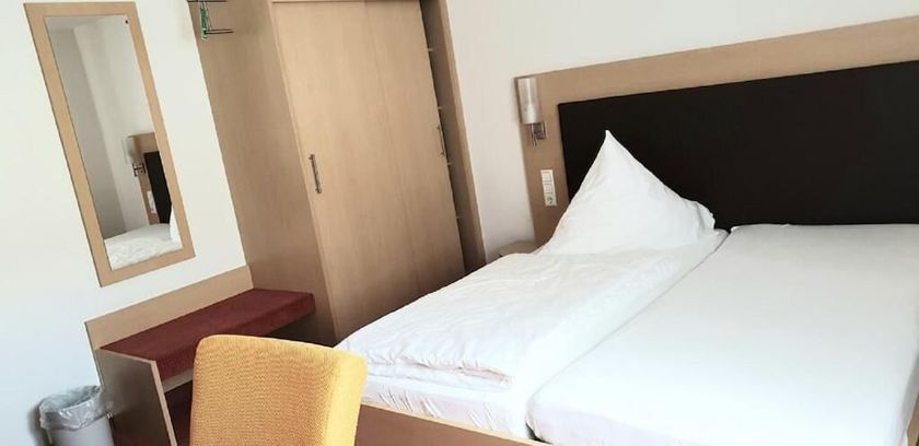 Imagen de la habitación del Hotel LILTON Hotel Zuffenhausen. Foto 12