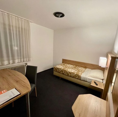 Imagen de la habitación del Hotel LILTON Hotel Zuffenhausen. Foto 20