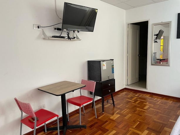 Imagen de la habitación del Hotel LIMA HOUSE MILANI. Foto 15