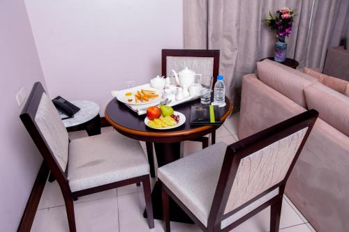 Imagen de la habitación del Hotel LIMEWOOD HOTEL. Foto 19