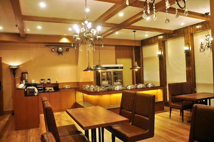 Imagen del bar/restaurante del Hotel LINCOLN CARNIVAL HOTEL. Foto 6