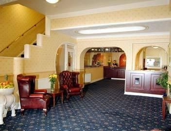 Imagen de los exteriores del Hotel LIONS CLAREMONT. Foto 4