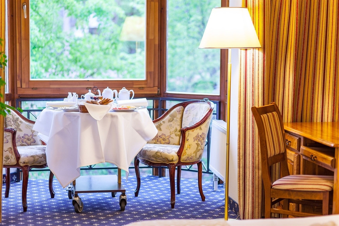 Imagen de la habitación del Hotel LITWOR. Foto 4