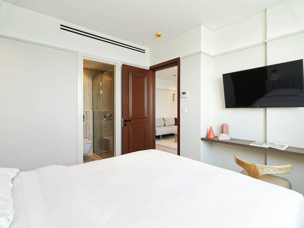 Imagen general del Hotel LIV Mackenzie Beach Suites. Foto 1