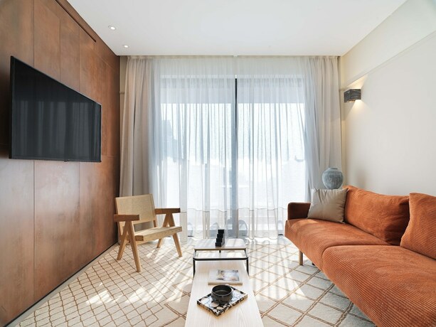 Imagen de la habitación del Hotel LIV Mackenzie Beach Suites. Foto 19