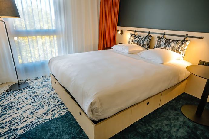 Imagen de la habitación del Hotel LIVEs Bordeaux Lac. Foto 8