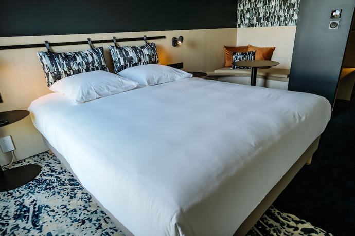 Imagen de la habitación del Hotel LIVEs Bordeaux Lac. Foto 16